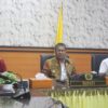 Ket. Foto: Kiri ke Kanan, Kepala Bagian (Kabag) Prokopim Kabupaten Kupang, dan Ketua Tim Transisi.