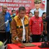 Ket. Foto: Bupati Kupang saat Membuka Perpanjangan dan Pengukuhan BPD Se-Kabupaten Kupang.