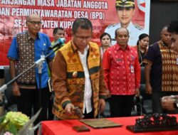 Lantik 1.160 BPD, Bupati Kupang Tegaskan BPD Jalankan Kinerja Dalam Pengawasan DD
