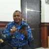 Ket. Foto: Kepala Dinas Kependudukan dan Pencatatan Sipil Kabupaten Kupang.