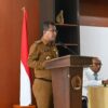 Ket. Foto: Tepati Janji, Bupati Kupang Berhentikan Sementara Kades yang Lambat Serahkan LPJ.
