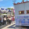 Bupati Kupang dan Wakil Bupati Kupang Mengangkat Bendera Pertanda Pelepasan Peserta Prosesi Paskah Pemuda Kristen Kabupaten Kupang Tahun 2025 di Mulai.