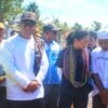 Ket. Foto: Wakil Gubernur NTT, dan Wakil Bupati Kupang saat Berada di Lokasi Tambang Petani Rumput Laut.
