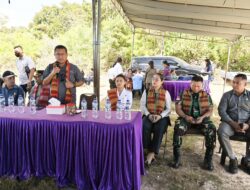 Pemerintah Kabupaten Kupang dan Forkopimda Rapat Bersama Masyarakat di Desa Bolok