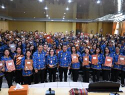 Bupati Kupang Serahkan SK Kepada 225 CPNS Formasi Tahun 2025