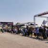 Ket. Foto: Pengakatan Bendera Pertanda di Mulainya Ivent Road Race Bupati Cup Seri II Tahun 2025 di Mulai.