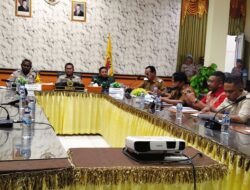 Ratusan Eks Tim-Tim Datangi Kantor Bupati Kupang, Yosef Lede Janji Selesaikan Masalah Itu