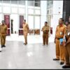 Ket. Foto: Bupati Kupang, Yosef Lede, SH saat Naik Pitam kepada Kepala Dinas Pendidikan, dan Dinas BKPSDM Kabupaten Kupang.