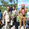 Ket. Foto: Panen Simbolis Bawang Merah Maserati F1 oleh Kelompok Tani (Poktan) Maju Bersama Kelurahan Oesao.