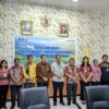 Keterangan: Pose Bersama.