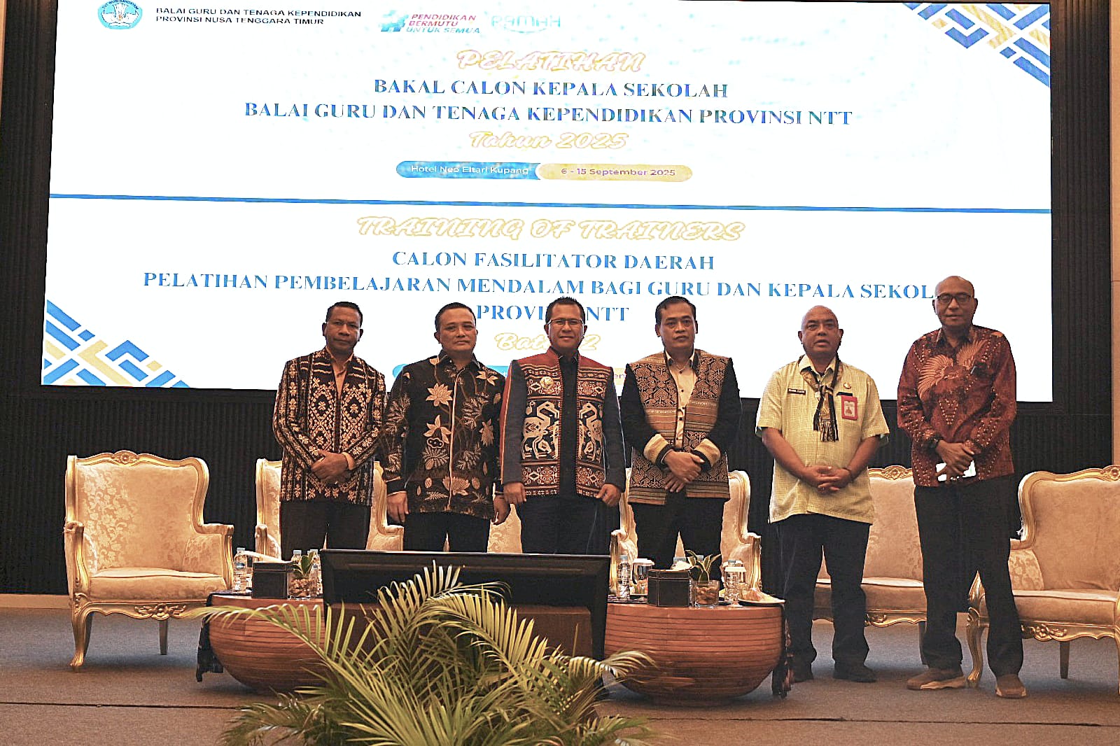 Ket. Foto: Pose Bersama.