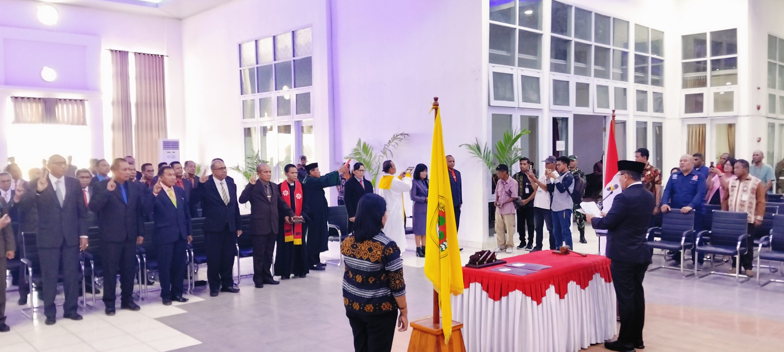 Ket. Foto: Bupati Kupang saat Melantik dan Kukuhkan 23 Pejabat Pimpinan Tinggi Pratama (Esalon II) Lingkup Pemerintah Kabupaten Kupang.