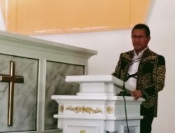 Hadiri HUT GMIT Nazaret Riumata Ke-150, Bupati Kupang Minta Jemaat Saling Mendoakan