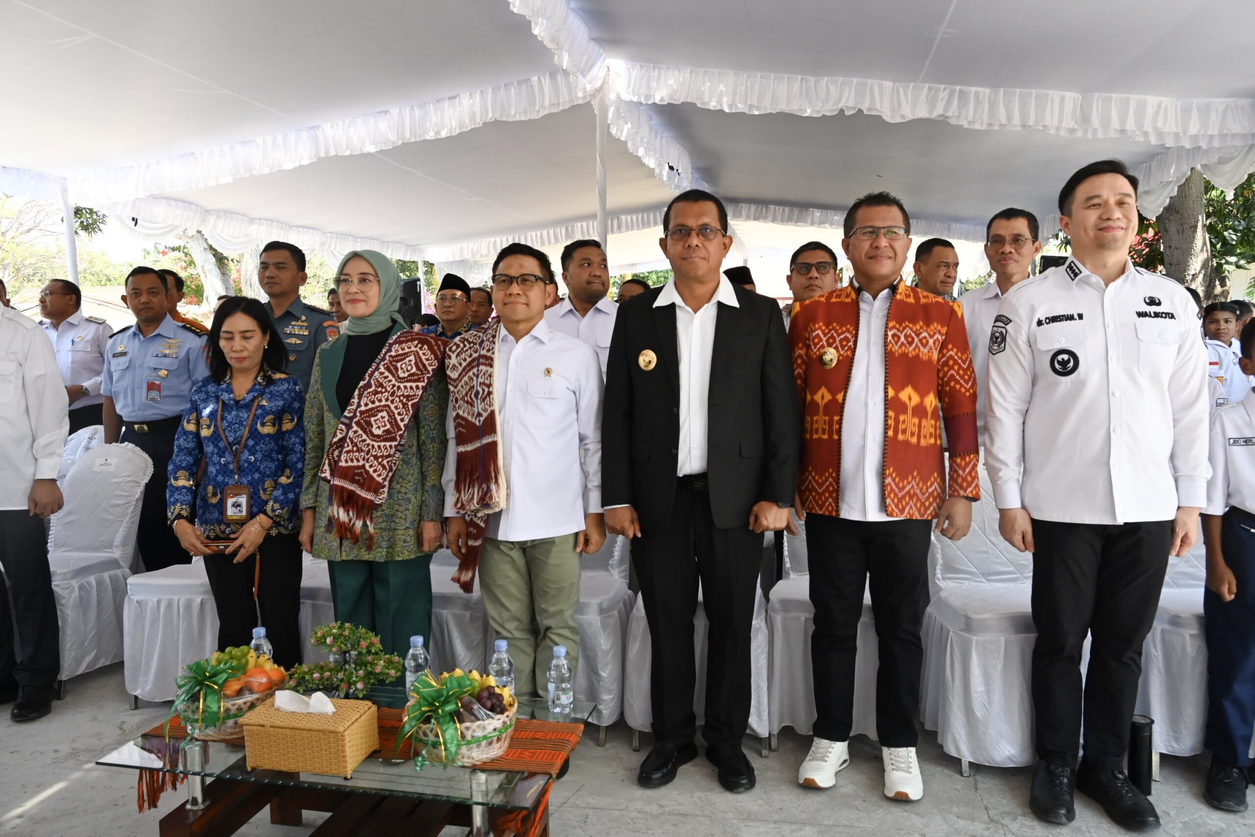 Ket. Foto: Pose Bersama.