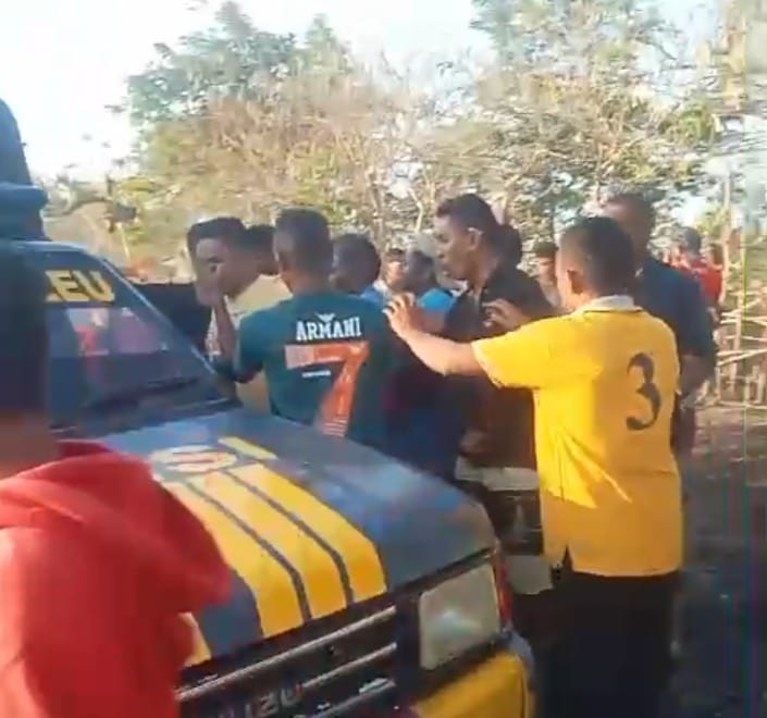 Ket. Foto: Tersangka saat Diringkus Kepolisian Sektor Fatuleu.