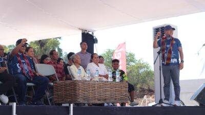 Ket. Foto: Bupati Kupang, Yosef Lede, S. H saat Menyampaikan Sambutannya pada Serimonila Pembukaan Turnamen Piala Laiskodat Memorial Cup II Tahun 2025.