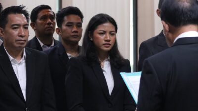 Ket. Foto: Detik-detik Wakil Bupati Kupang, Aurum Obe Titu Eki S. Ars., M. Ars di Lantik Sebagai Ketua Pengurus Persatuan Bulu Tangkis Seluruh Indonesia (PBSI) Kabupaten Kupang.