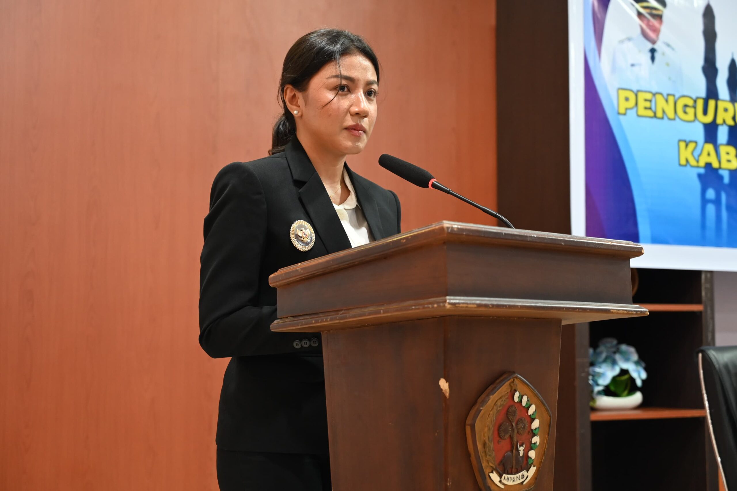 Ket. Foto: Wakil Bupati Kupang, Aurum Obe Titu Eki, S. Ars., M. Ars saat Menyampaikan Sambutannya.