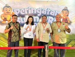 Wakil Bupati Kupang dan Ketua FPRB Hadiri Malam Puncak PRB 2025 di Mojokerto