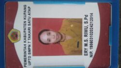 Ket. Foto: Salah Satu Aparatur Sipil Negara (ASN) Lulusan P3K yang Mengabdi di UPTD SMP Negeri 7 Kecamatan Takari, Ery. M. S. Riwu.