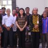 Pose Bersama.