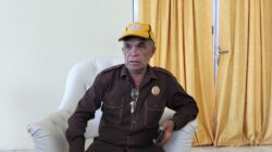 Ket. Foto: Ketua DPRD Kabupaten Kupang, Daniel Taimenas, S. H.