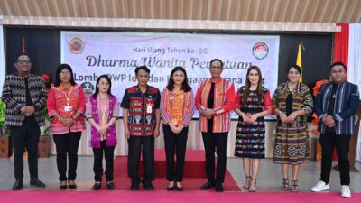 Ket. Foto: Pose Bersama.