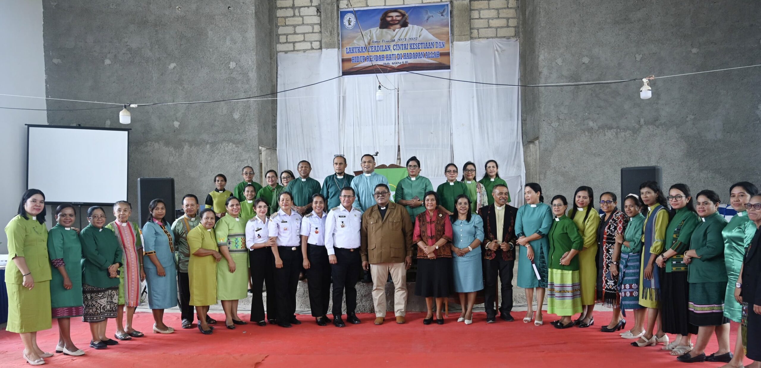 Keterangan: Foto Bersama. (Dok. Prokopim).