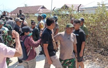 Kades Noelbaki Naik Pitam saat Pembongkaran Jalan di Pantai Panmuti