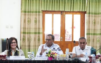 Johni Assadoma, Pemprov NTT Dukung Program Strategis Nasional