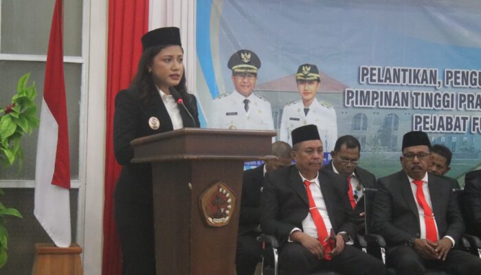 54 Pejabat, Pengawas, dan Kepala Sekolah di Lantik dan Dikukuhkan Wakil Bupati Kupang