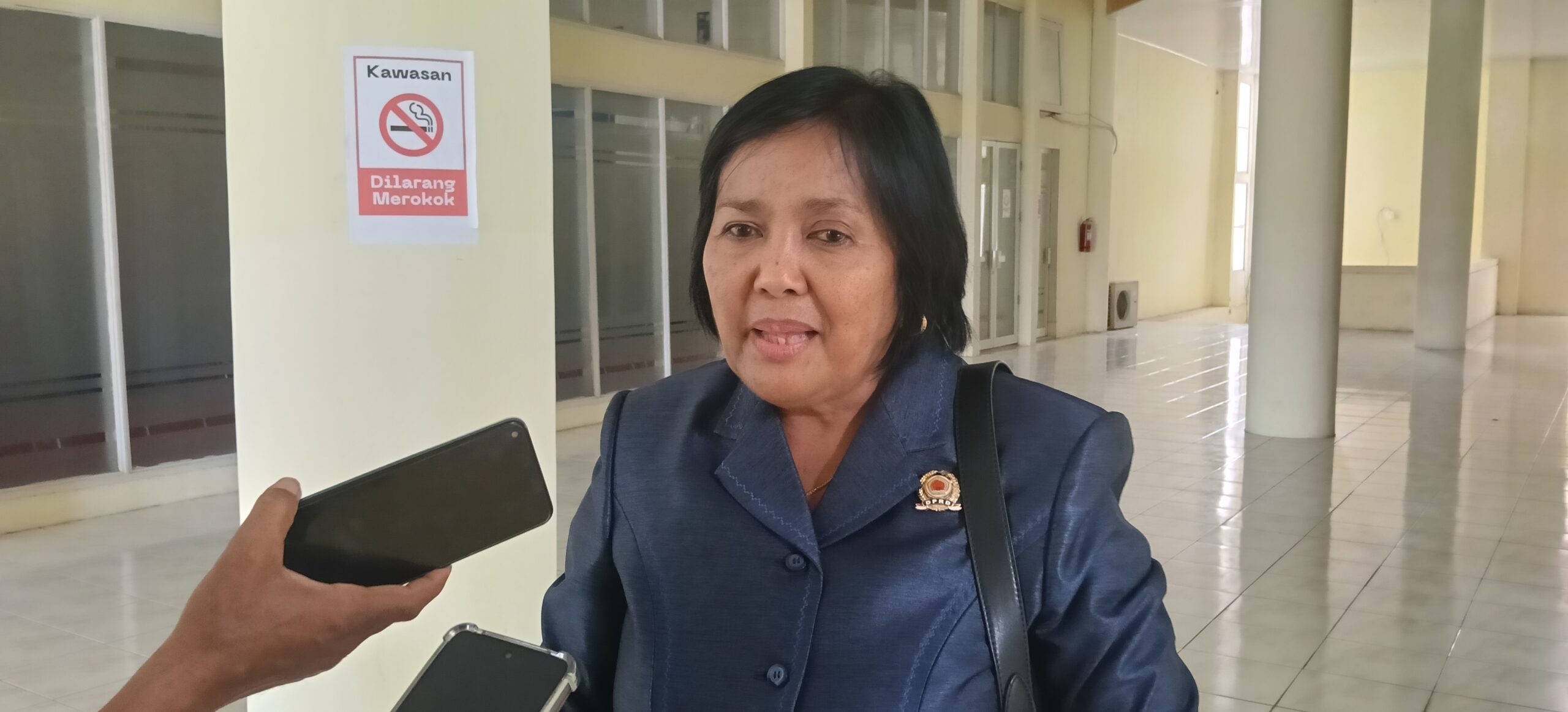 Keterangan: Wakil Ketua II DPRD Kabupaten Kupang, Sofia Malelak de Haan.