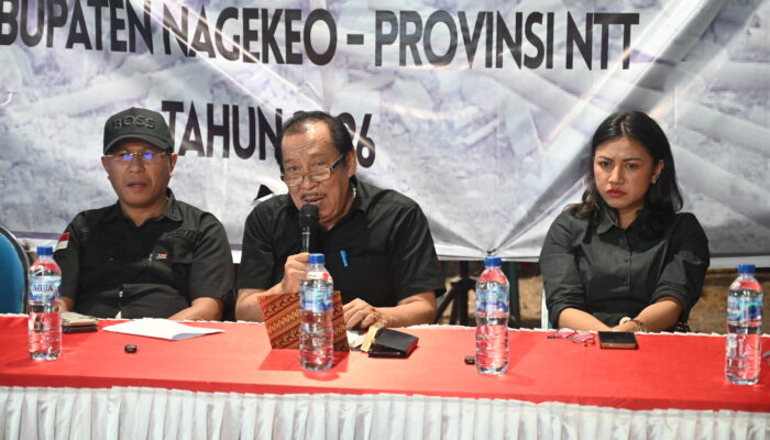 Pemkab Kupang Salurkan Bantuan Uang Tunai Rp1 M dan Sembako bagi Korban Gempa di Flores
