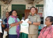 Ketersediaan Kebutuhan Pangan Masyarakat Terpenuhi, Bupati Kupang Salurkan 238 Ton Beras