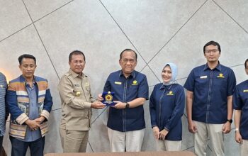Terbukti, Berkat Perjuangan Bupati Kupang, Pemkab Kupang dapat Hibah 7 Mobil Inova dan 1 Dental KIT dari Kemenkeu RI
