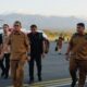 Keterangan: Gubernur NTT, Emanuel Melkiades Laka Lena saat Tiba di Bandara.
