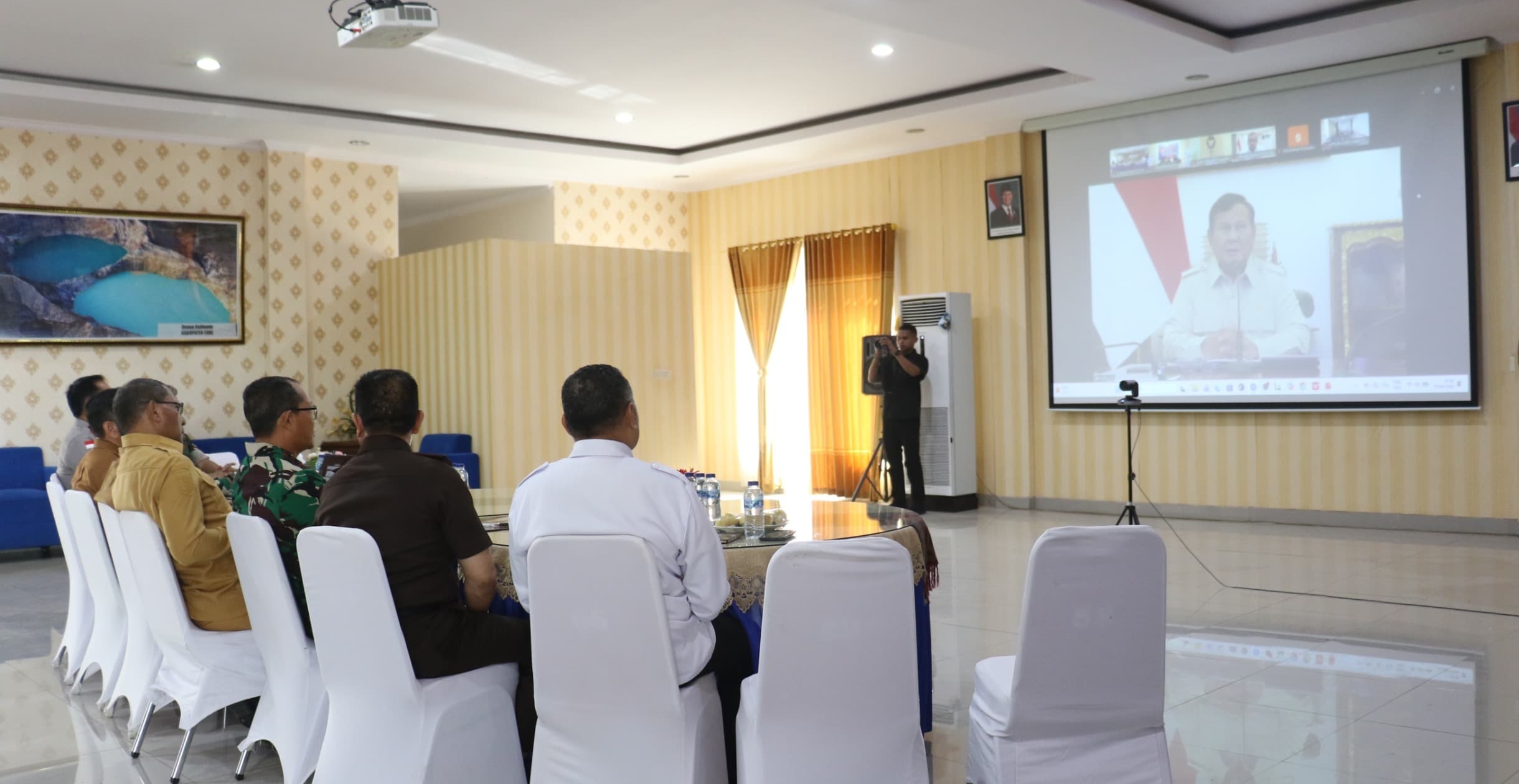 Keterangan: Rapat Virtual antar Presiden RI, dan Pemerintah Provinsi NTT.