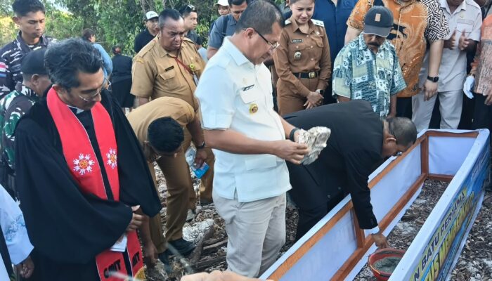 Mendunia, Peletakan Batu Pertama Patung Kristus Memberkati di Semau oleh Gubernur NTT dan Bupati Kupang