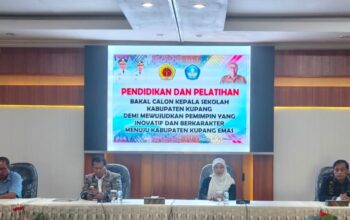 Keterangan: Bupati Kupang, Yosef Lede saat membuka Pendidikan dan Pelatihan Bakal Calon (Balon) Kepala Sekolah (Diklat BCKS) Lingkup Pemerintah Kabupaten Kupang Tahun 2026.