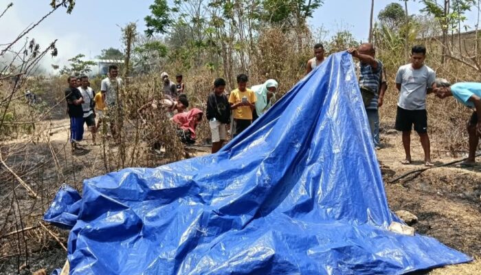 Warga Desa Tunfeu Terbakar di Desa Oemasi Tepatnya di Lahan Milik Mitra Bangunan Kupang